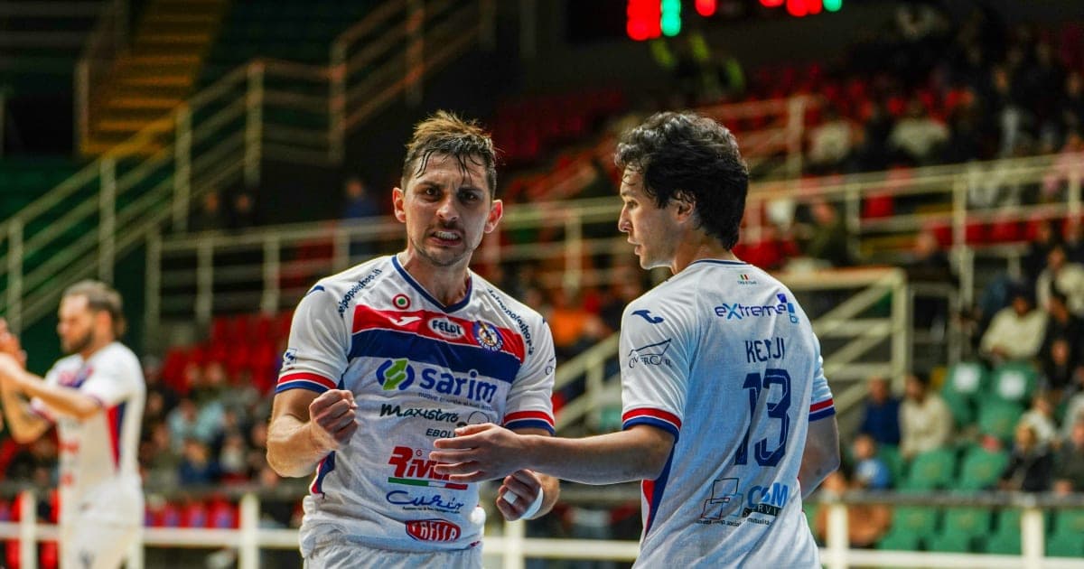 ESPN's Adrian Wojnarowski Earns Spot in National Sports Media Hall of Fame