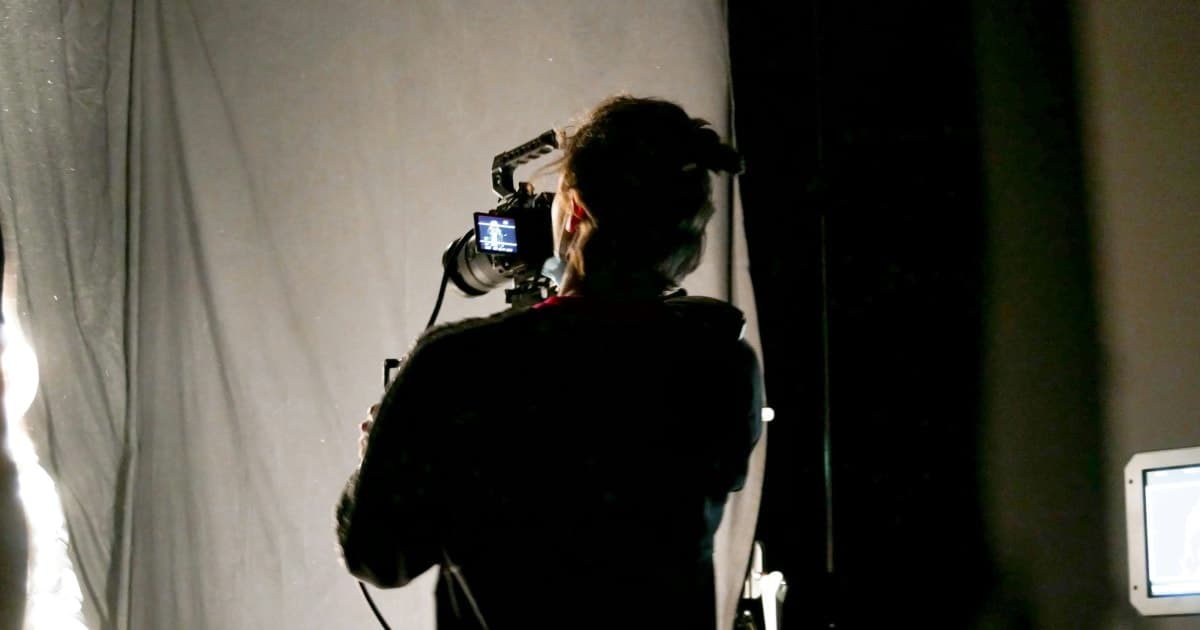 PBS Documentary "Bombshell: The Hedy Lamarr Story" Explores Actress's Secret Inventor Life and Impact on Modern Technology