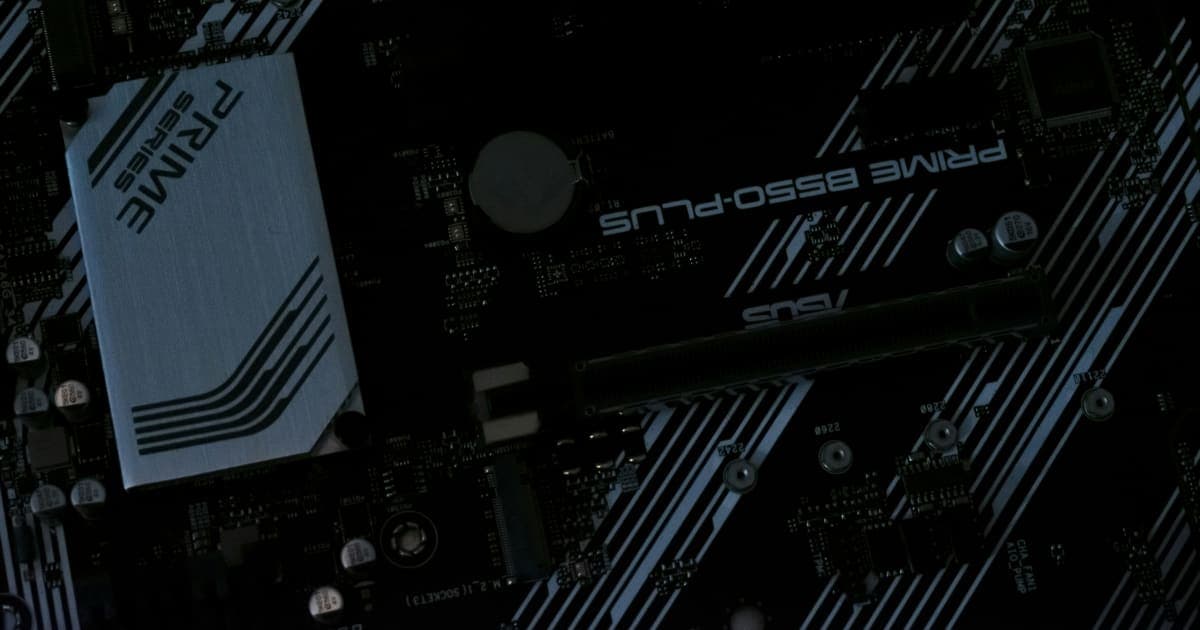 Tech Sector Faces Headwinds, But Long-Term Outlook Remains Bright, Analysts Say