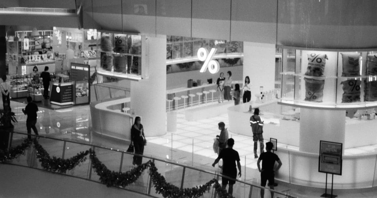 Retail Apocalypse Continues: Major Chains and Regional Favorites Shutter Doors in 2025