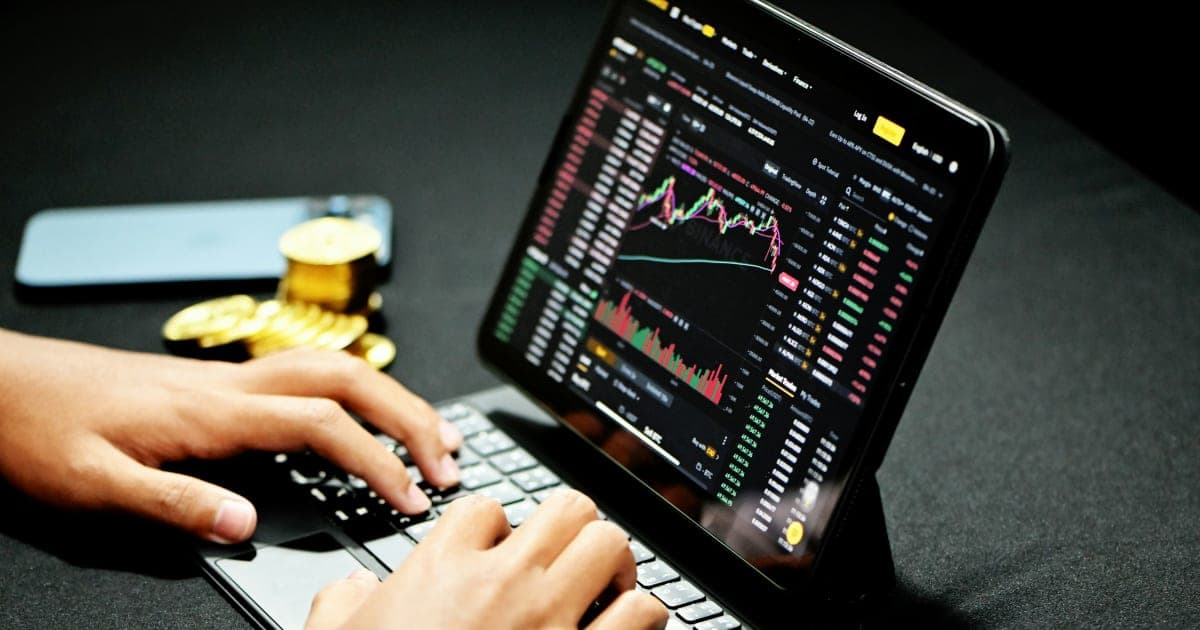 Credo Technology Stock Plunges, Analyst Remains Bullish Despite Market Jitters