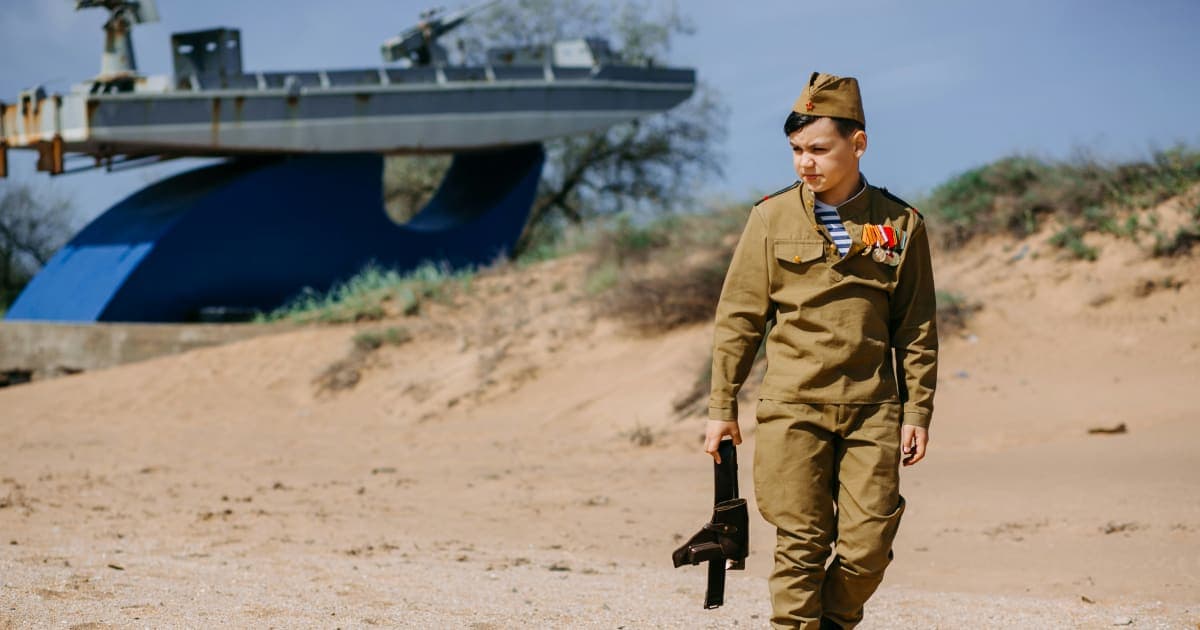 Marine Corps Recruiting Under Scrutiny: Ex-Recruiters Allege Pressure to Meet Quotas Led to Falsified Documents